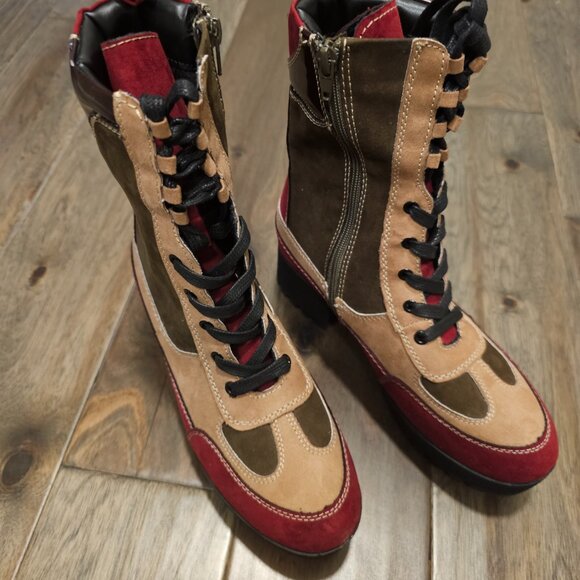 New Chic Black Ankle Boots with Stylish Design and Comfortable Fit - Picture 2 of 2